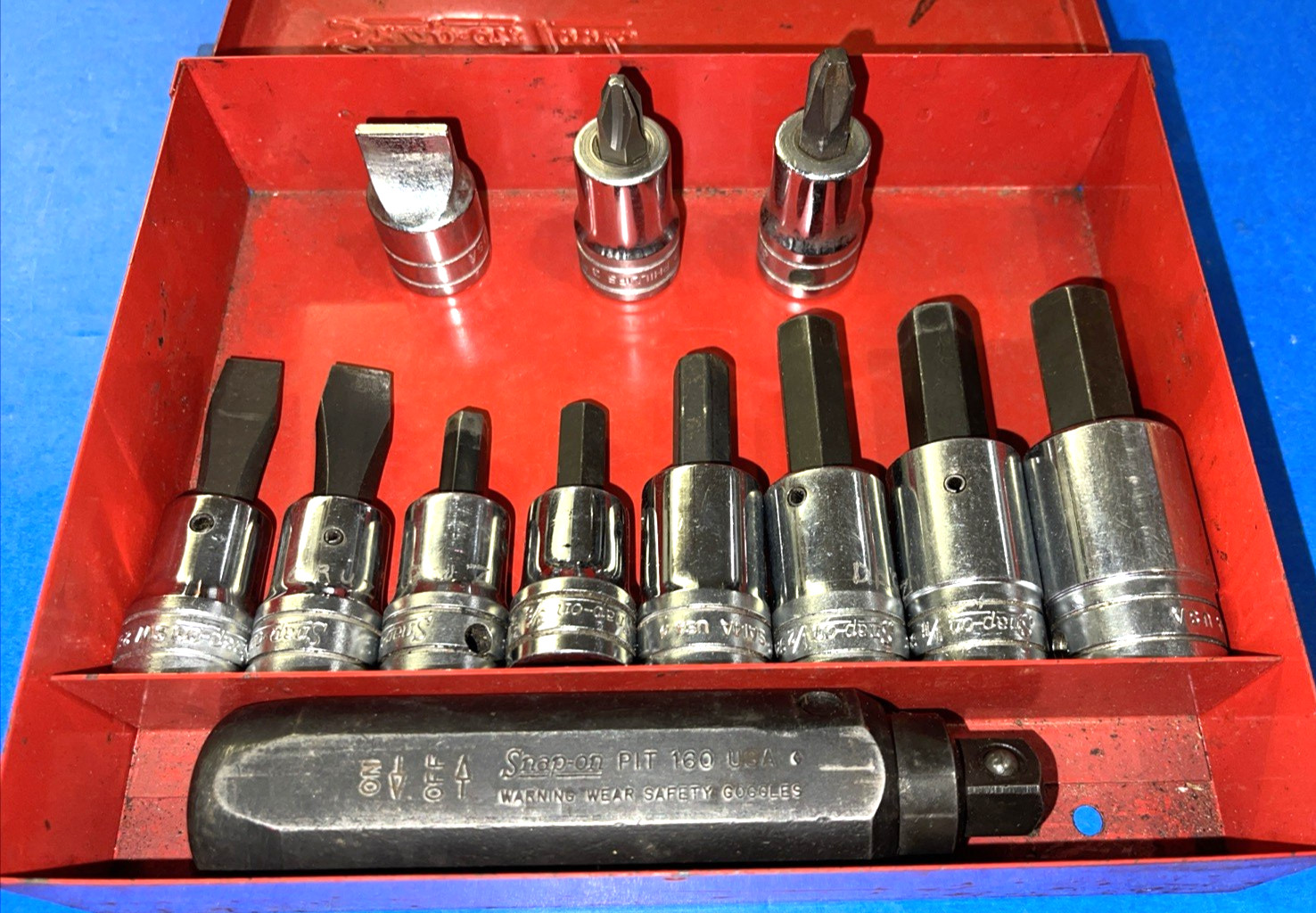 SNAP-ON TOOLS 12 PIECE 1/2 DRIVE IMPACT DRIVER SET PIT3120EB
