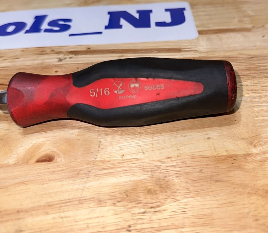 Snap-on Tools SGD6B 5/16″ Tip Soft Grip Flat Head Screwdriver RED HANDLE USA