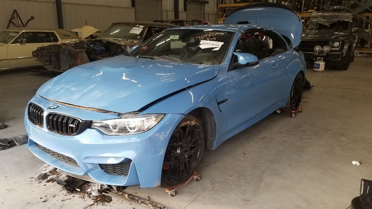 17 BMW M4 F82/F83 FRONT BUMPER HEADLIGHT LAMP WASHER RIGHT PASSENGER BLUE