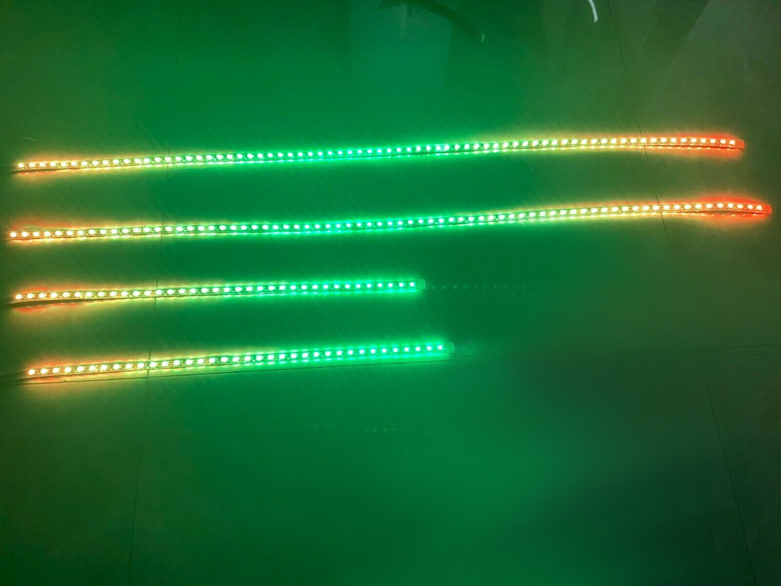 2pcs 4FT+ 2pcs 6.5FT Dream Color Chasing Lights Strips IP68 Waterproof Bluetooth