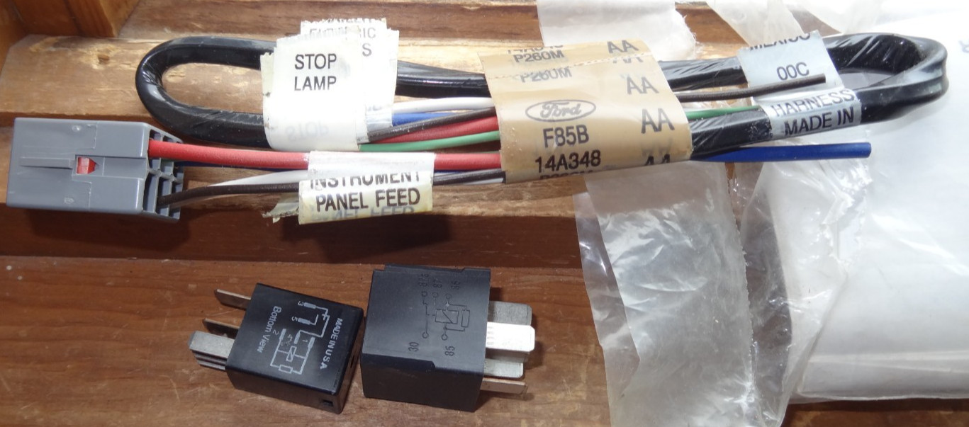 F150/EXPEDITION/NAVIGATOR TRAILER TOWING WIRING HARNESS ADPTR #374812