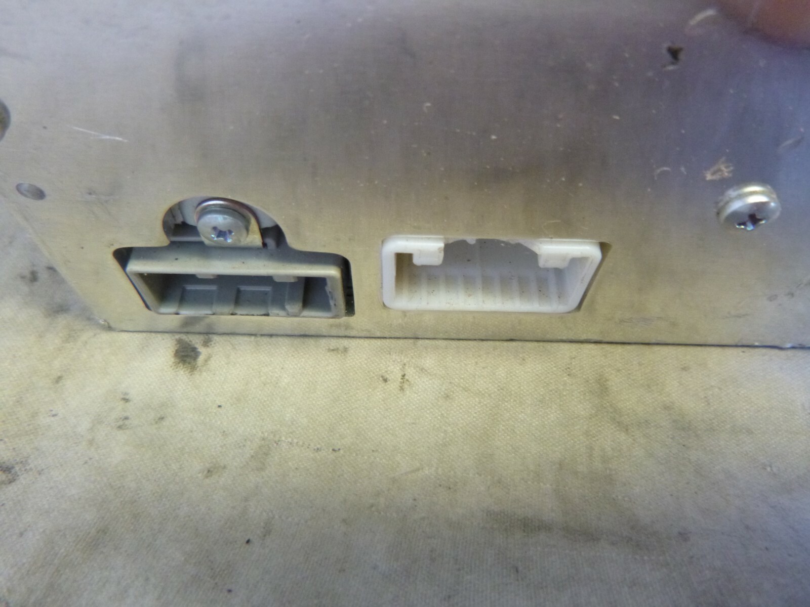 13 14 15 16 17 Nissan NV200 Radio Cd CY09K 28185-3LM0A AGE14