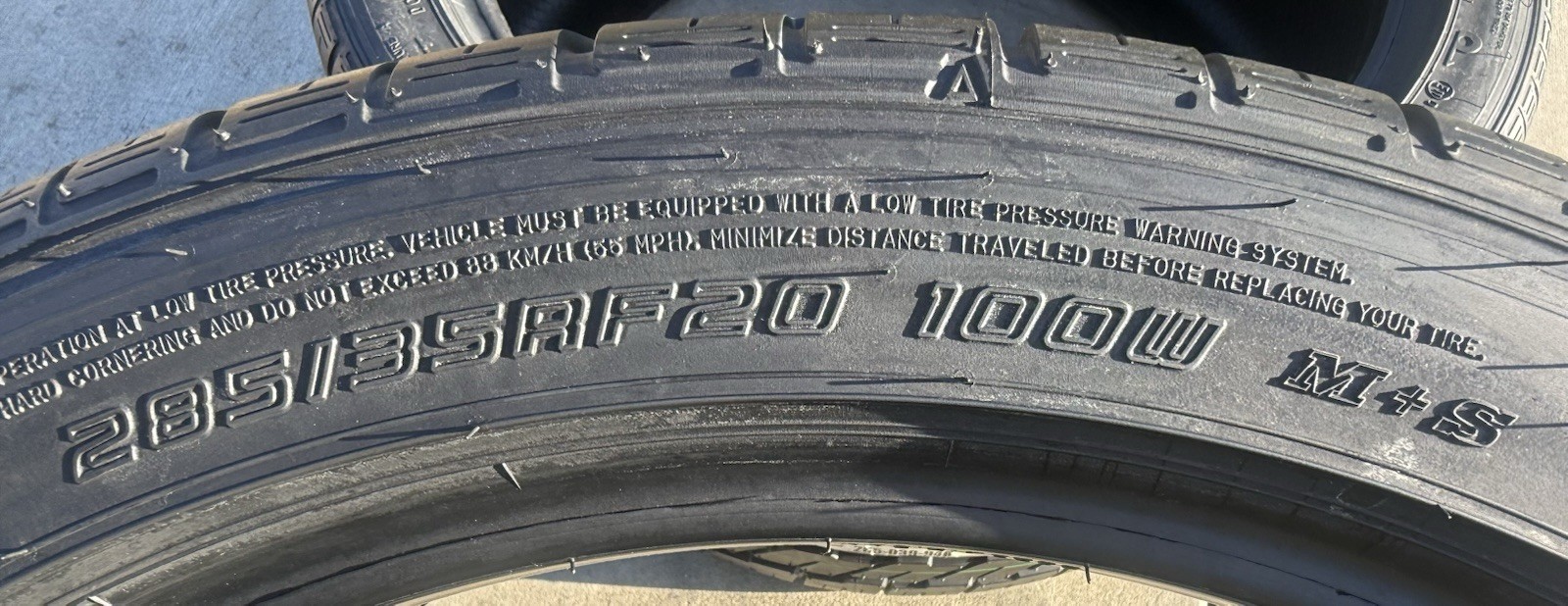 TWO BRAND NEW 285/35R20 Dunlop SP Sport 7010 A/S DSST Nissan GTR Run Flat Tires!