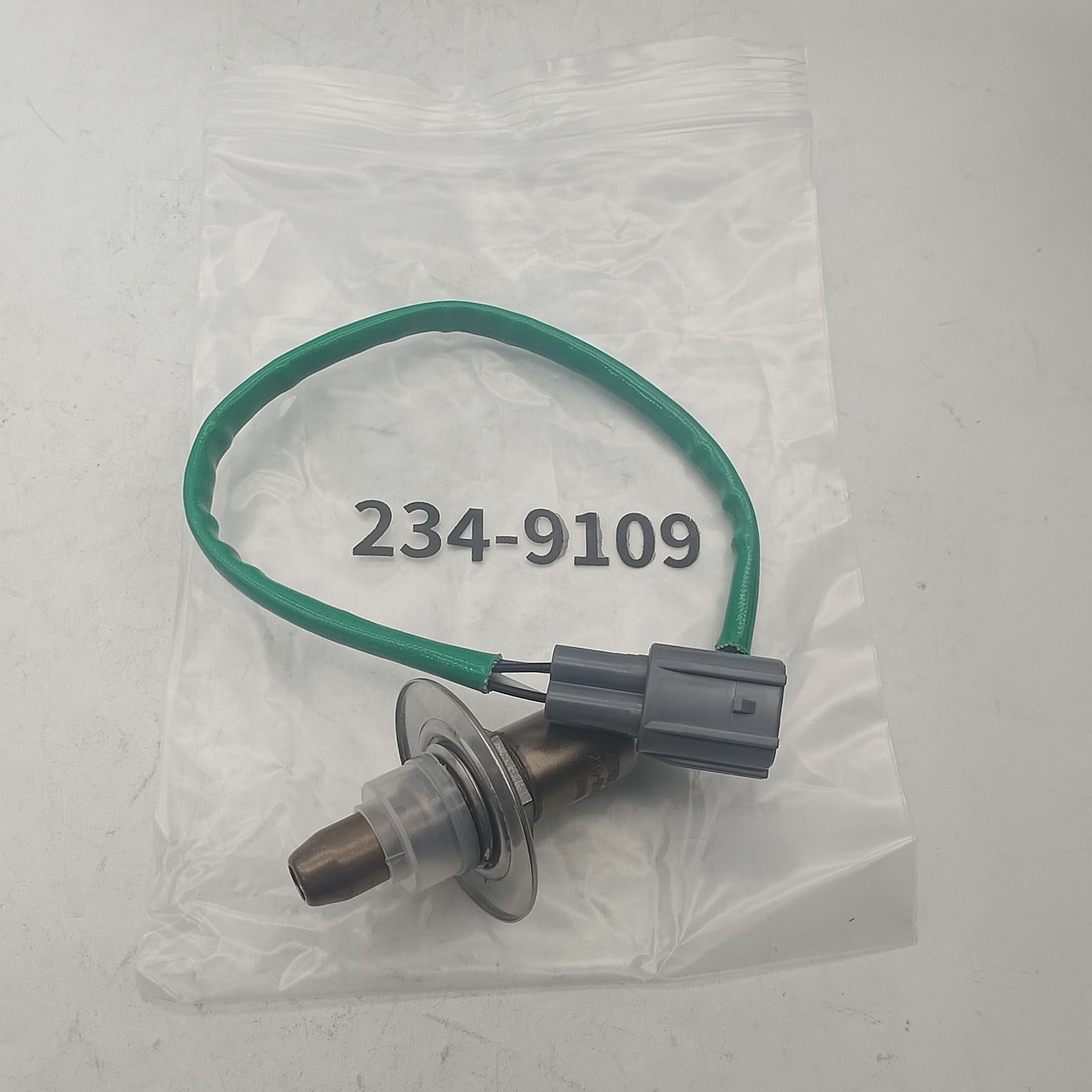 2x DENSO Up+Down Oxygen O2 Sensor For Subaru Forester Impreza 2.0L 2.5L H4 NEW