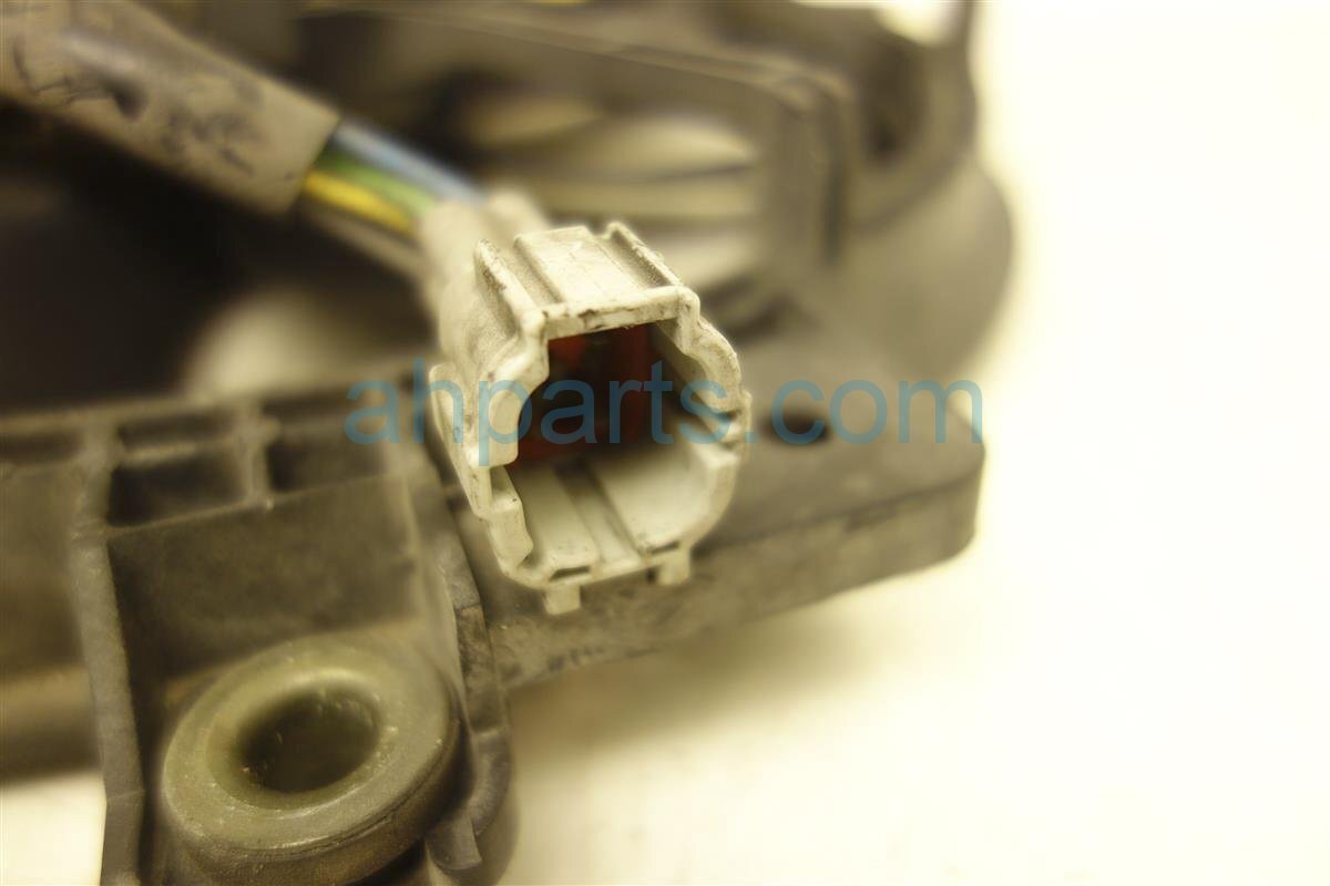2007-2011 Nissan Altima 2.5L Radiator Cooling Fan Motor & Shroud 21481-Ja000