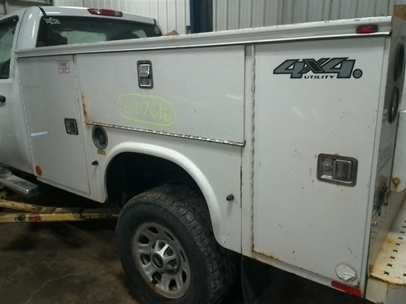 Front Drive Shaft Fits 11-18 SIERRA 2500 PICKUP 10174452