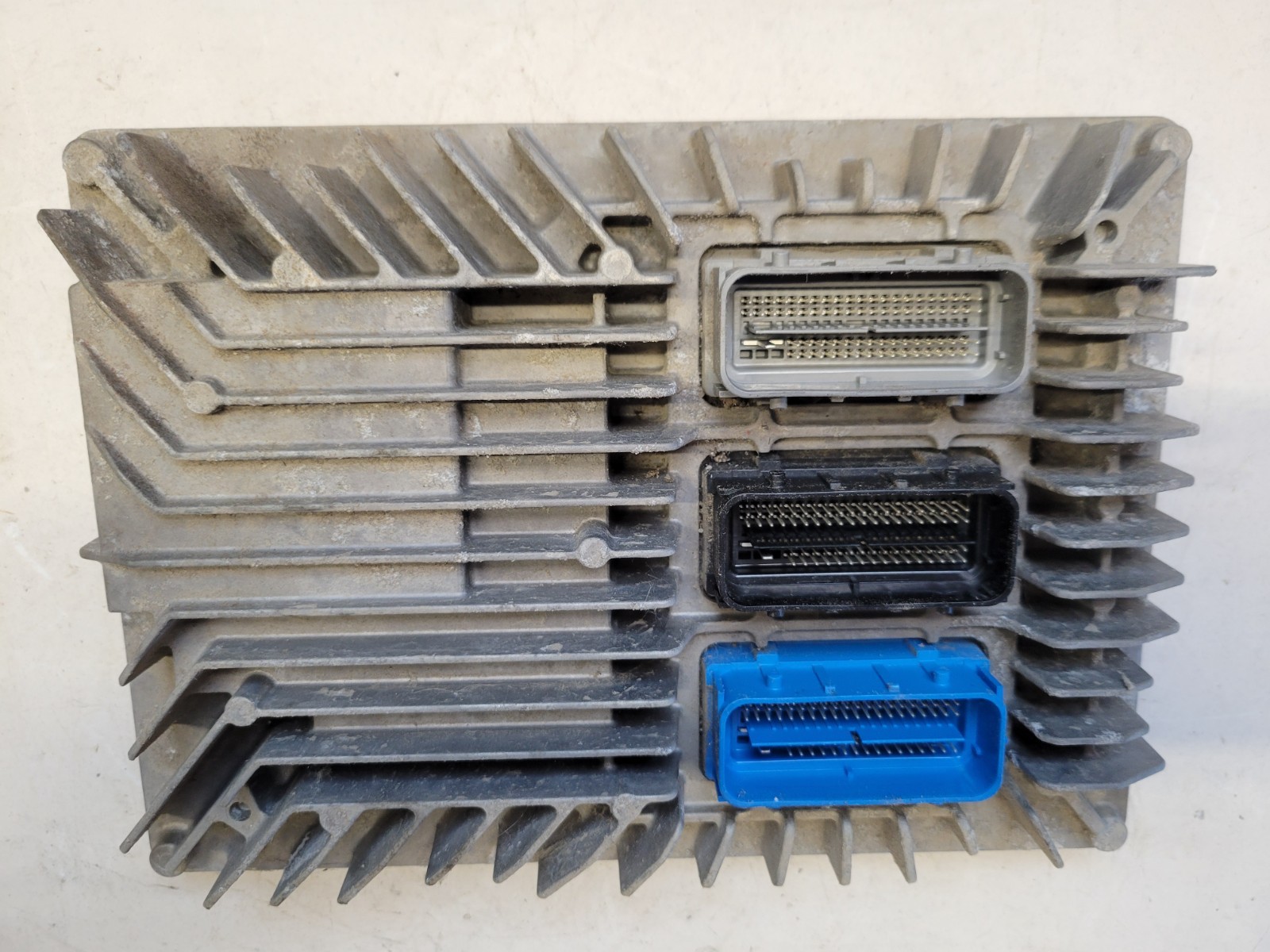 2013-2015 Cadillac ATS GM Engine Control Module Computer ECM PCM 12653998 OEM