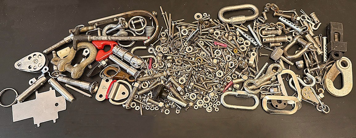 Marine Hardware Stainless Steel Shackles Fuel Key QR Push Pins Screws Nuts Hooks