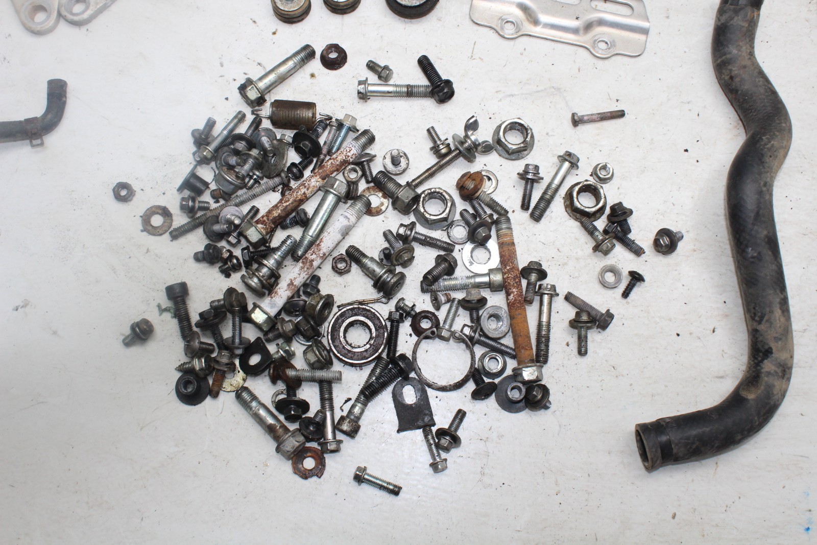 09-10 KAWASAKI KLX250SF PARTS & HARDWARE LOT
