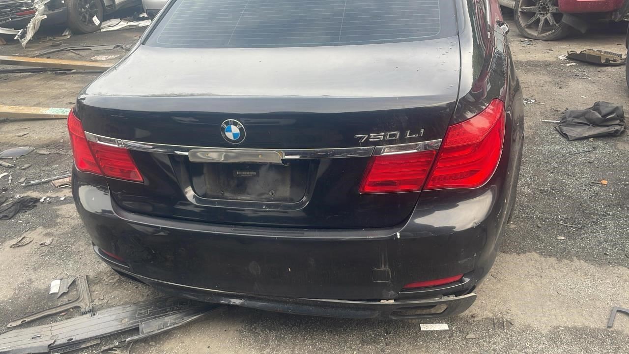 Driver Side View Mirror Power Heated Fits 09-12 BMW 750i 477782