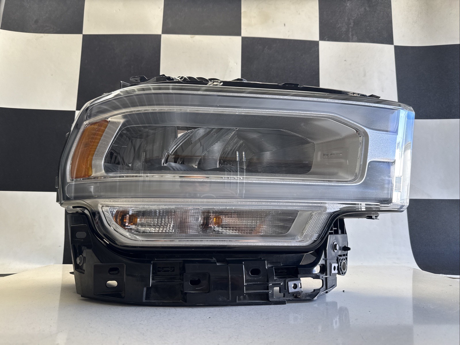 2019 2020 2021 2022 2023 Dodge RAM 2500 3500 Right Led Headlight Oem 68360180AC