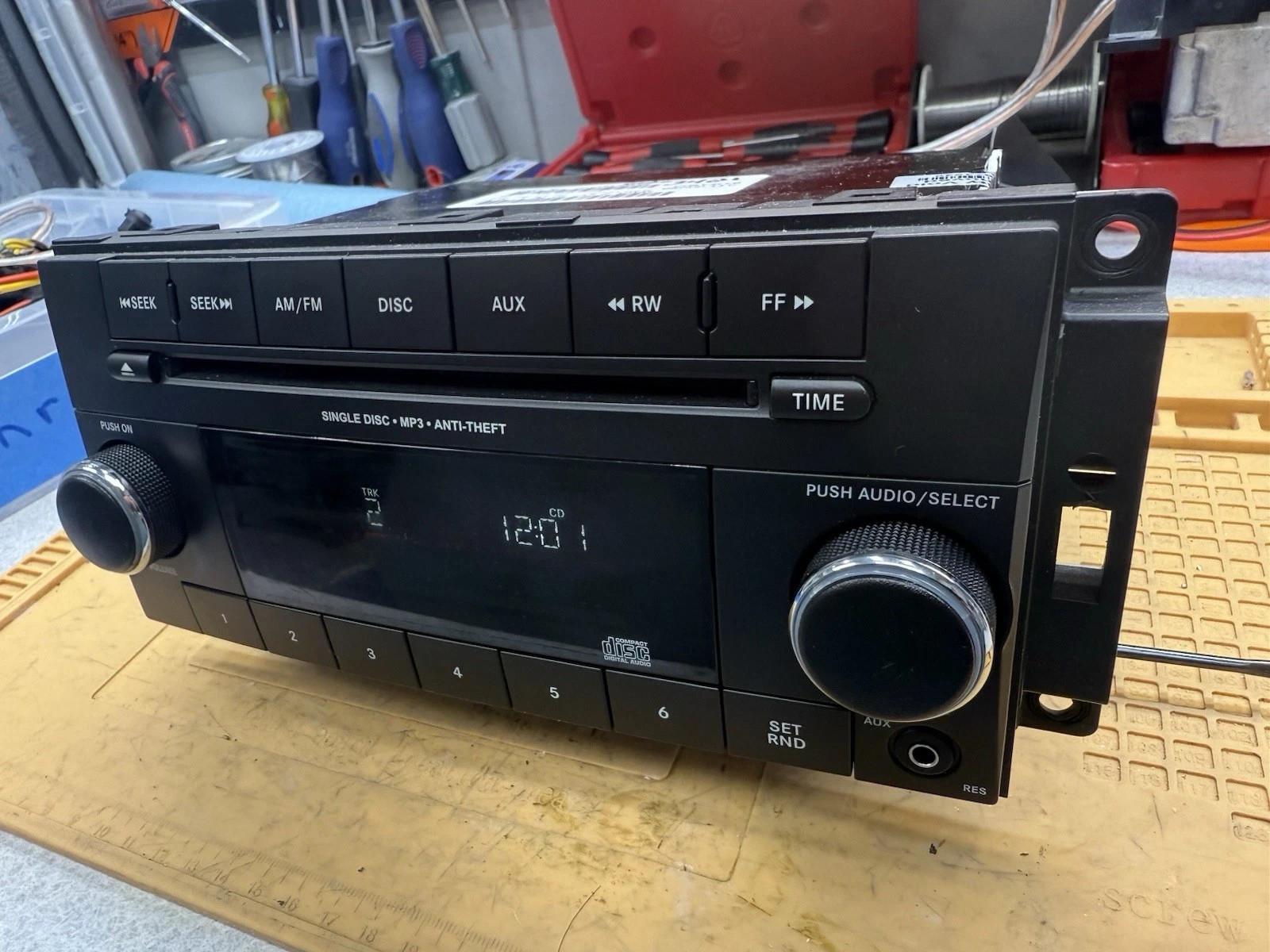 12-16 Chrysler Town & Country Dodge Caravan AM FM Radio CD w Aux P05091301AC RES
