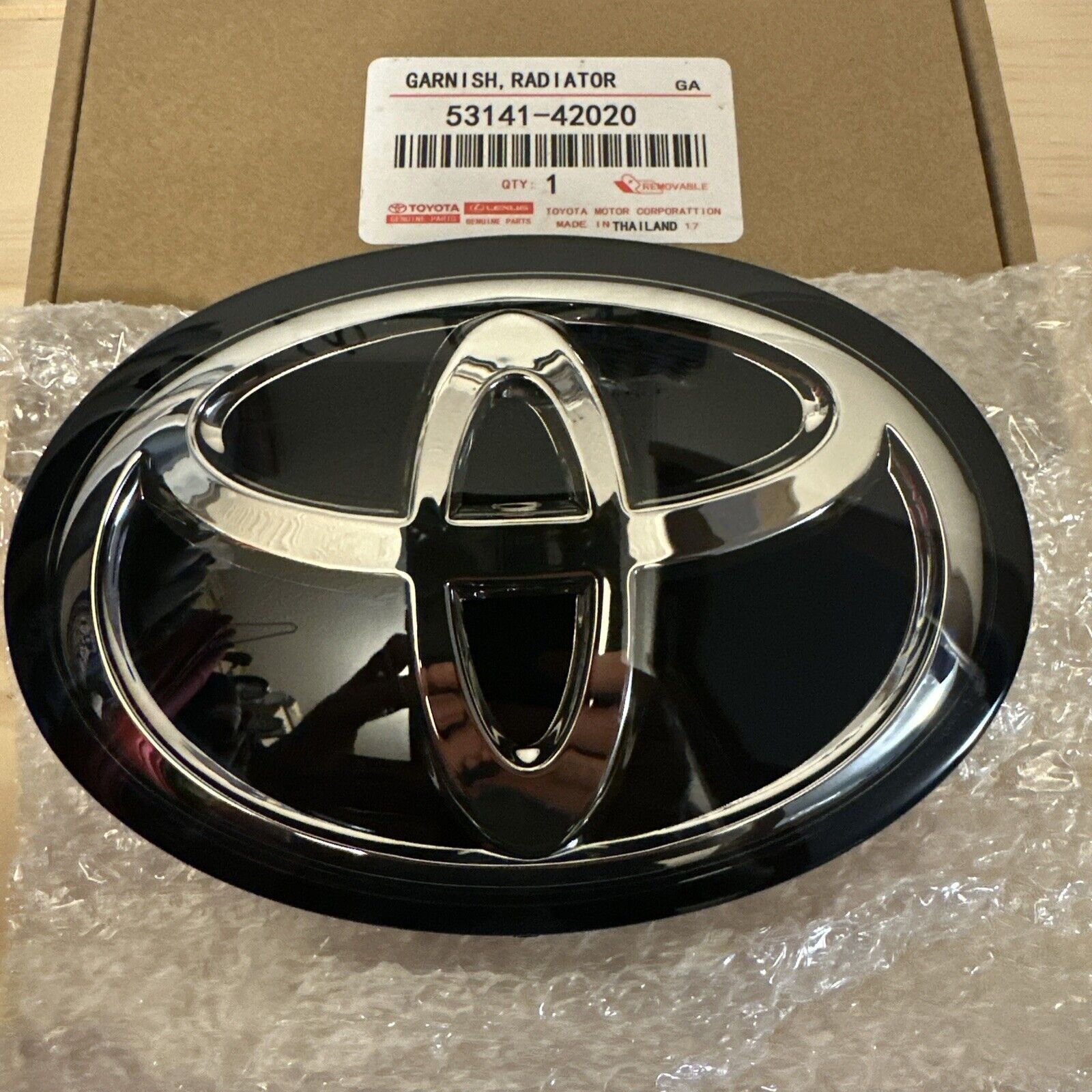 53141-42020 Toyota C-HR RAV4 Avalon Corolla Highlander Emblems OEM NEW