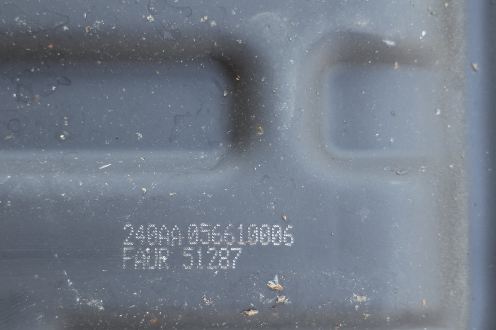 OEM Dodge Durango SRT Hellcat 6.2L rear exhaust muffler tank pipe assy 2021- 26