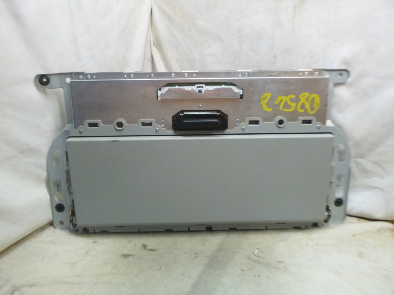 15 16 17 Toyota Sienna Overhead Dvd Screen 86680-45100 YAX33