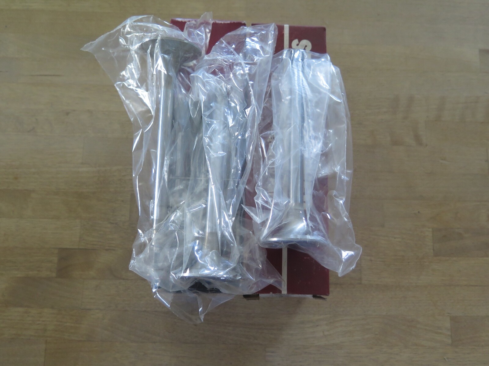 Federal Mogul / Sealed Power Engine Valve V4150 Lot of 3 Pcs (7D-5)