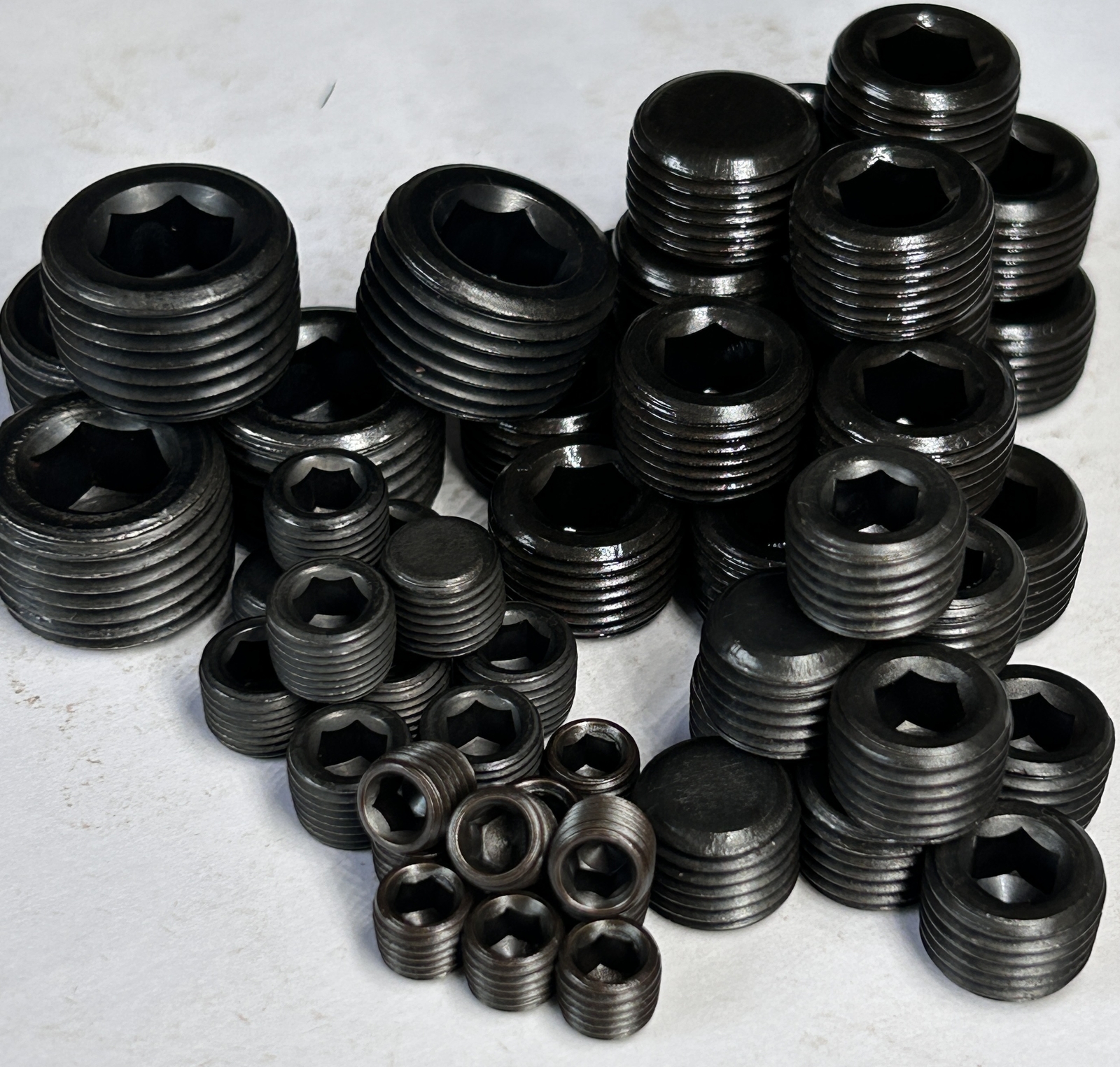 55pcs NPT Pipe Plug Set Assortment Kit 1/16 1/8″ 1/4″ 3/8″ 1/2″ 3/4″ NPT PLUGS