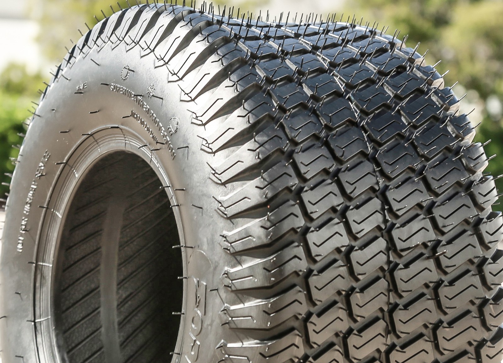 Tire Forerunner Wave 23×10.50-12 23×10.5-12 48J 4 Ply Lawn & Garden