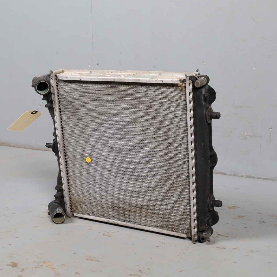 1997-2004 Porsche 911 996 Boxster Radiator 986 Right / Left 99610613150 OEM