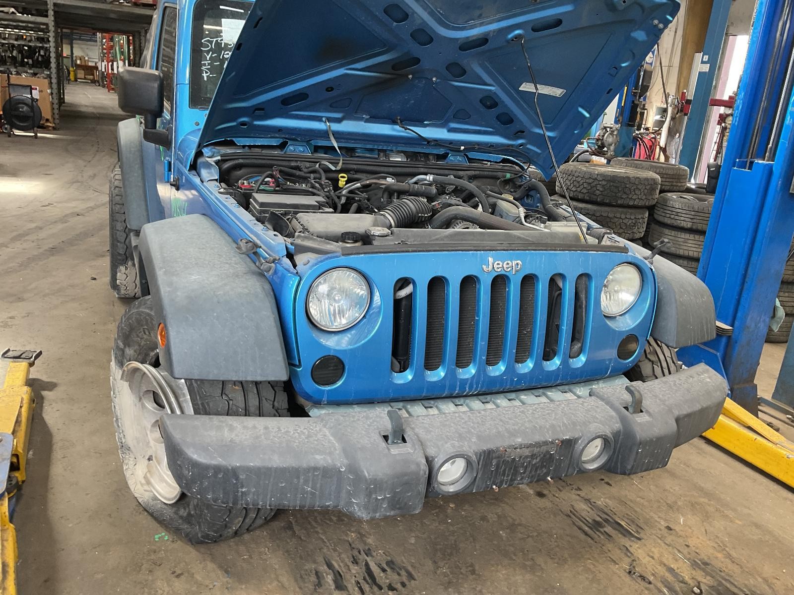 Used Engine Control Module (ECM) fits: 2010 Jeep Wrangler Electronic Control Mod