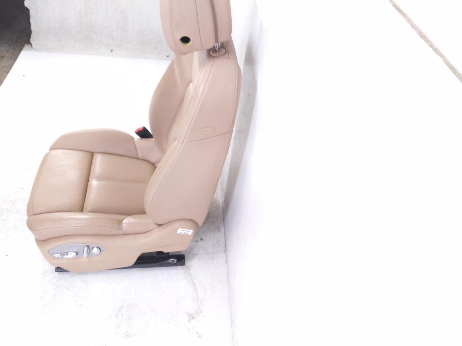 2015-2025 Porsche Macan Front Left Driver Seat 958-881-375-G *Tan Leatherette