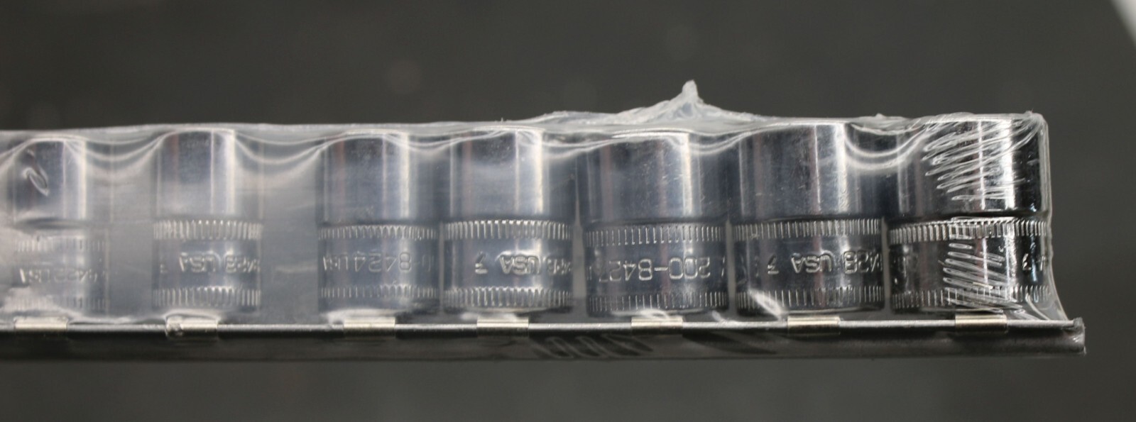 CAT 200-8413 13-Piece Socket Set 1/4 Drive METRIC 4-15 mm 6-Point NEW