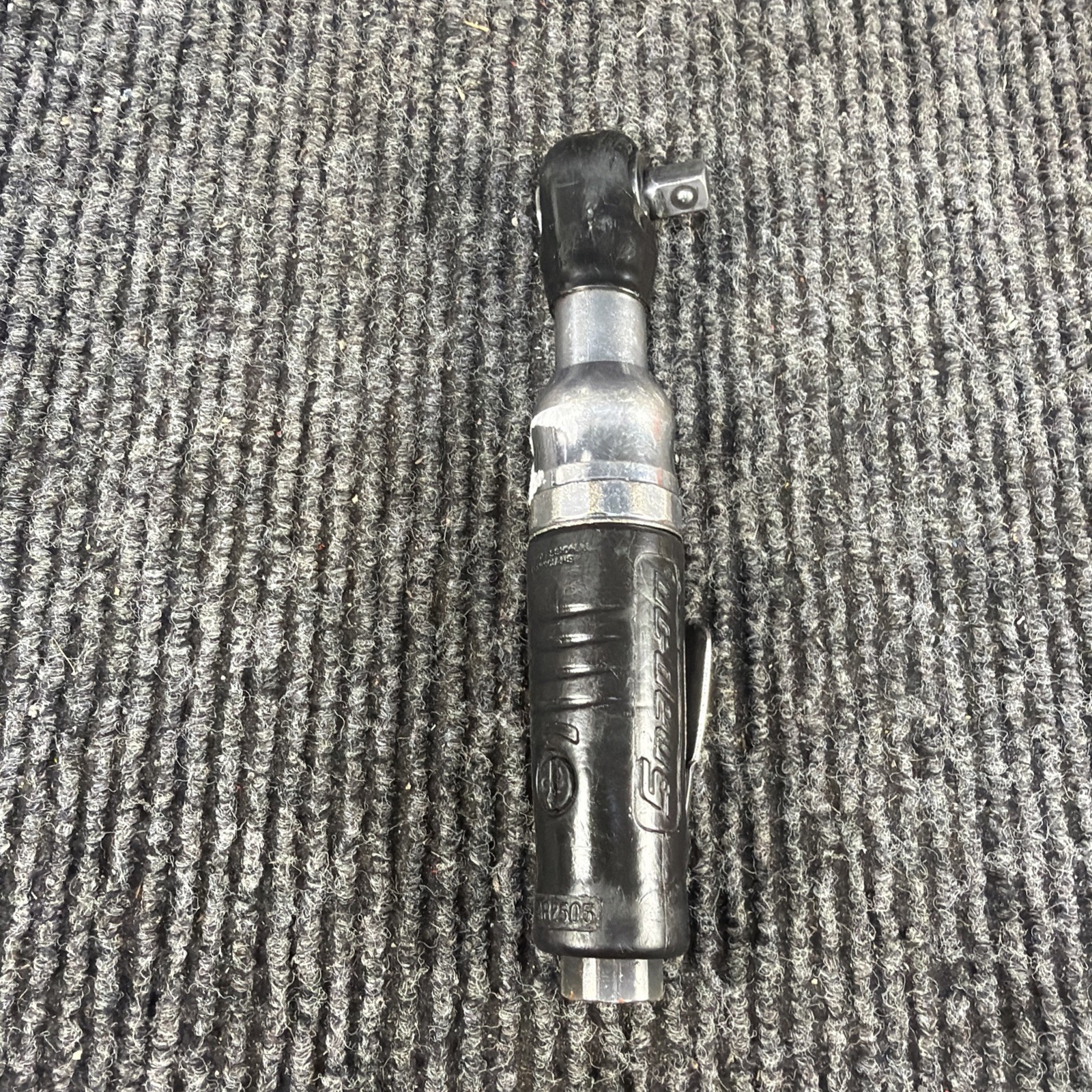 Snap-On FAR2505 3/8″ Drive Pneumatic Cushion Grip Mini Air Ratchet