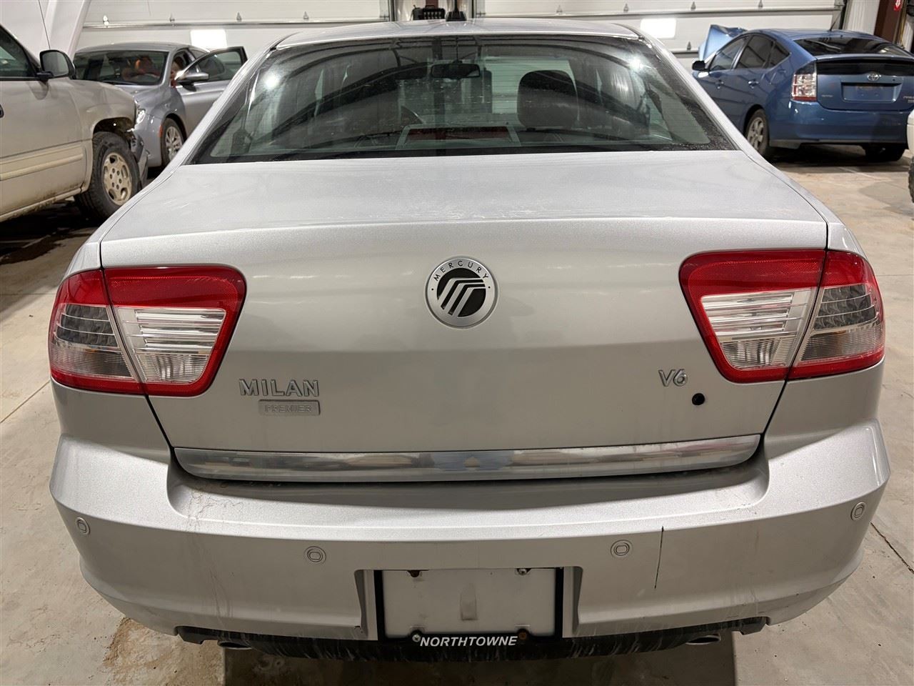 Trunk/Hatch/Tailgate Without Spoiler Fits 06-11 MILAN 1148359
