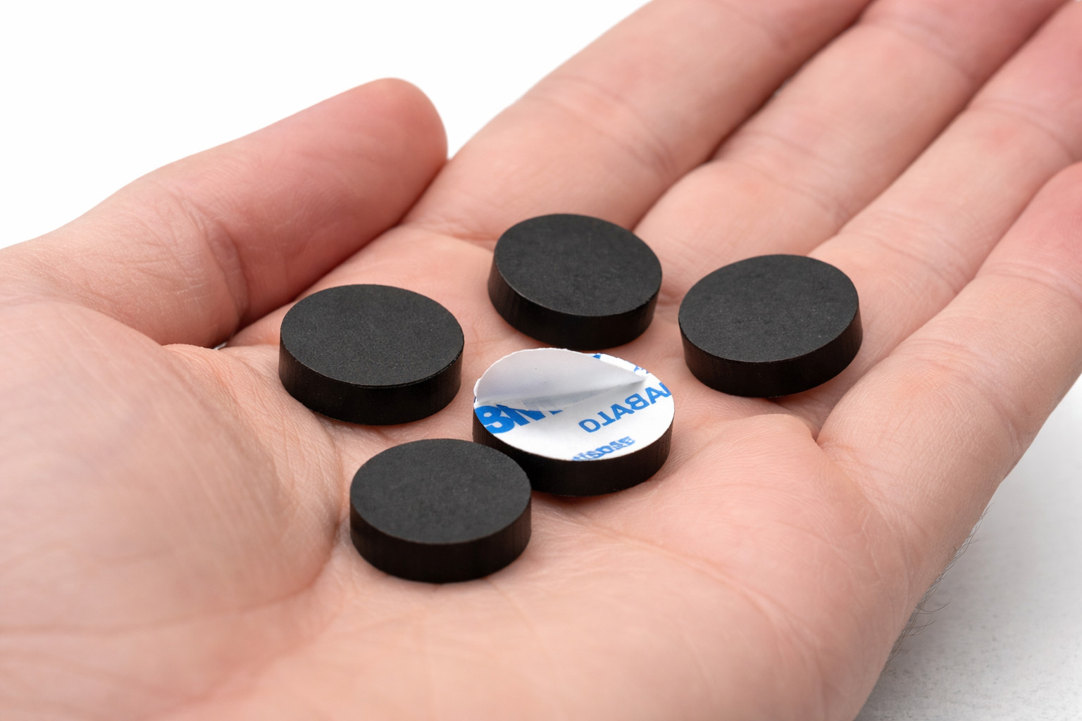 Lot of 24 pcs 1/2″ Dia X 1/8” Tall Rubber Feet Bumpers 3M Adhesive Backing