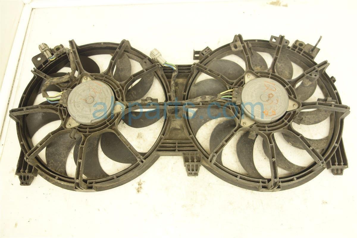 2007-2011 Nissan Altima 2.5L Radiator Cooling Fan Motor & Shroud 21481-Ja000