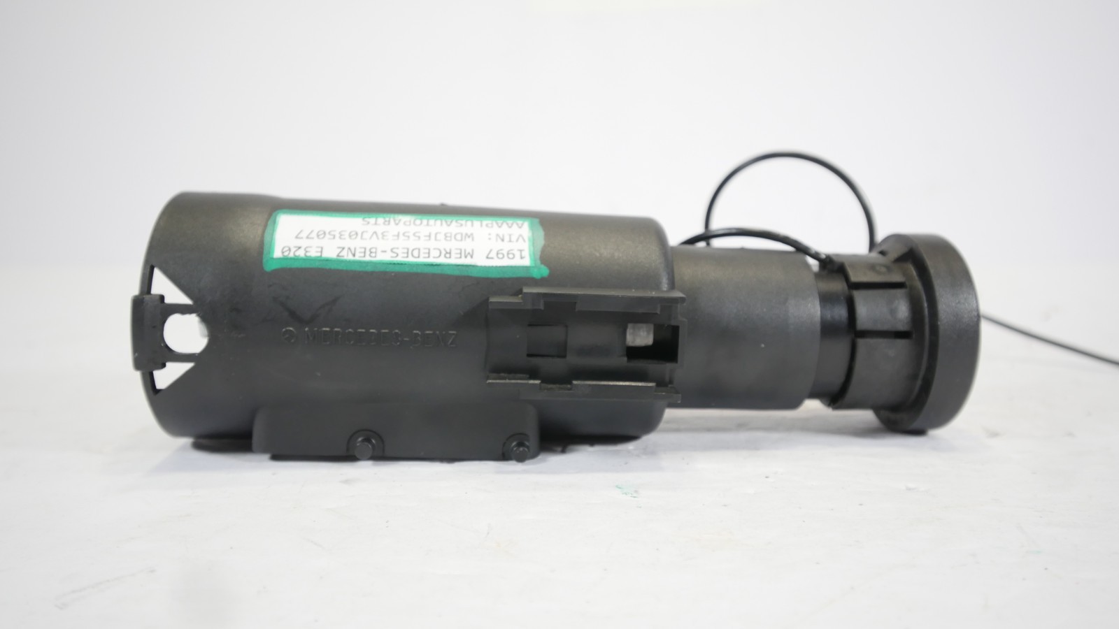 ?Mercedes W210 E300 E320 E420 Ignition Lock Housing w/ Switch, Key, and Module