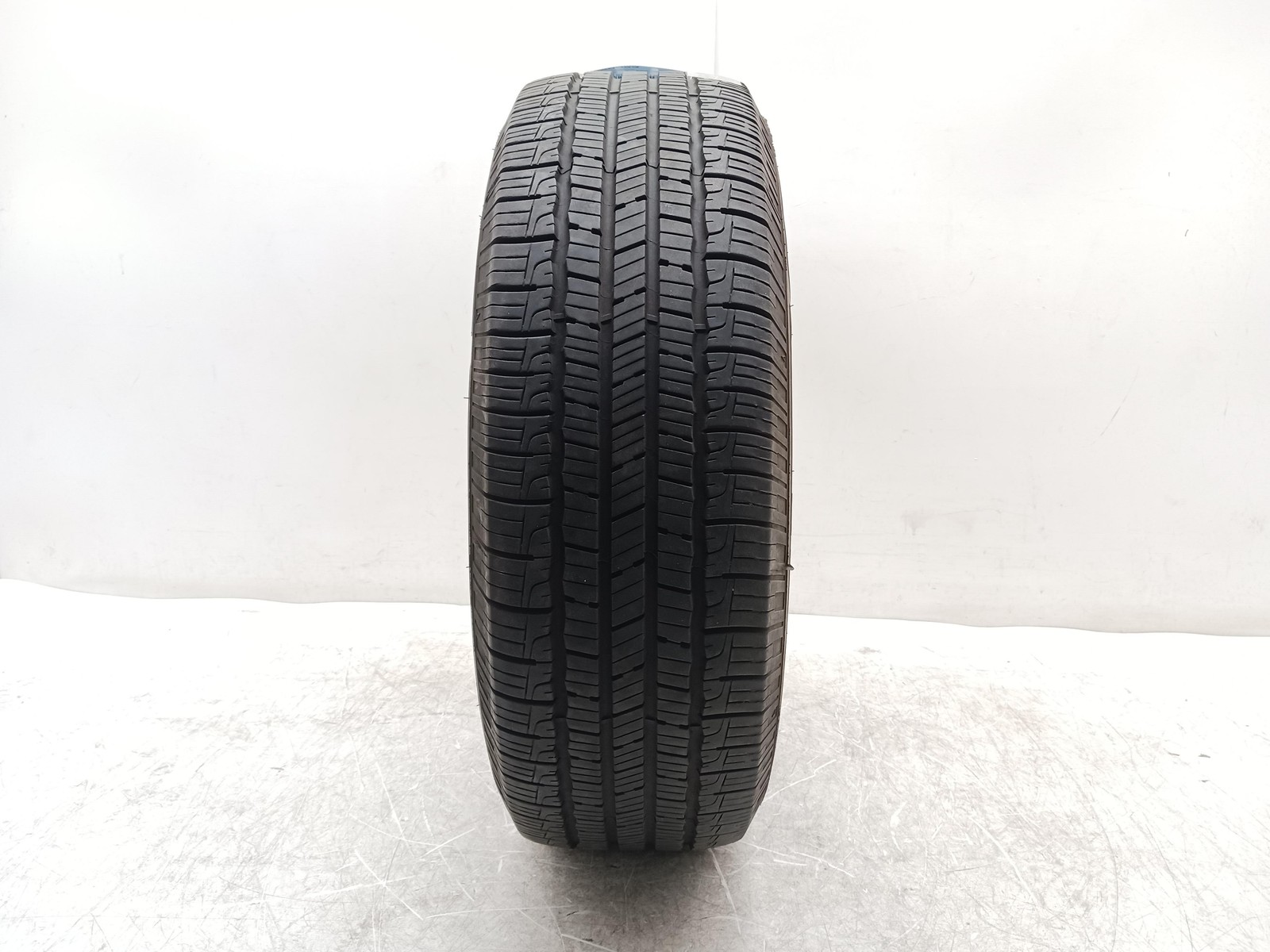 2015-2025 Infiniti QX60 Tire GoodYear Reliant All-Season 235/65 R18 OEM