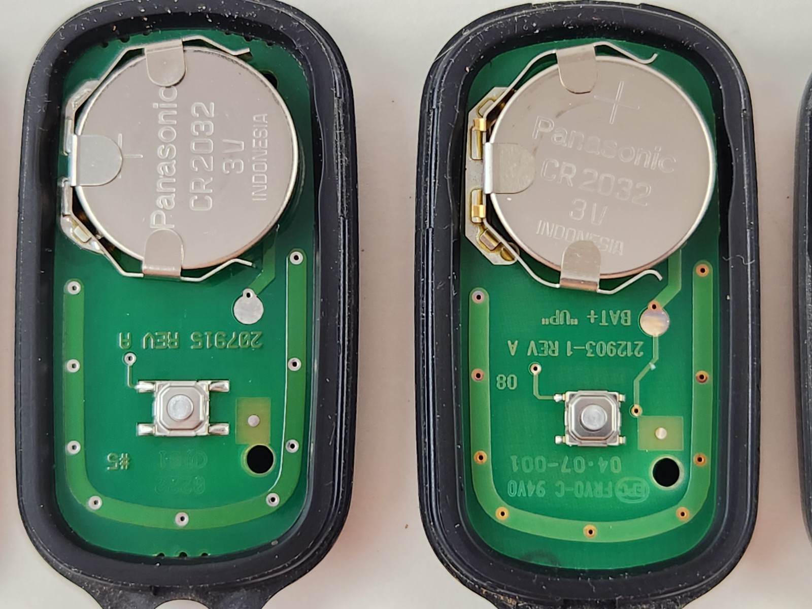 LOT OF 2 ORIGINAL TOYOTA 99-08 OEM KEY LESS ENTRY REMOTE FOB 3-BUTTON ALARM USA