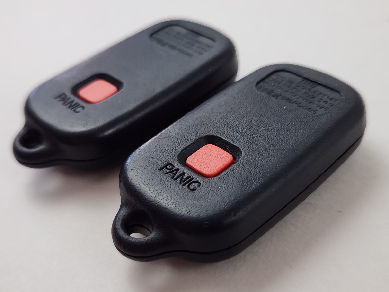 LOT OF 2 ORIGINAL TOYOTA 99-08 OEM KEY LESS ENTRY REMOTE FOB 3-BUTTON ALARM USA