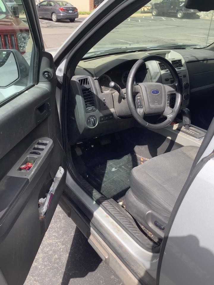 Used Left Sun Visor fits: 2012 Ford Escape w/illumination w/sunroof L. w/garage