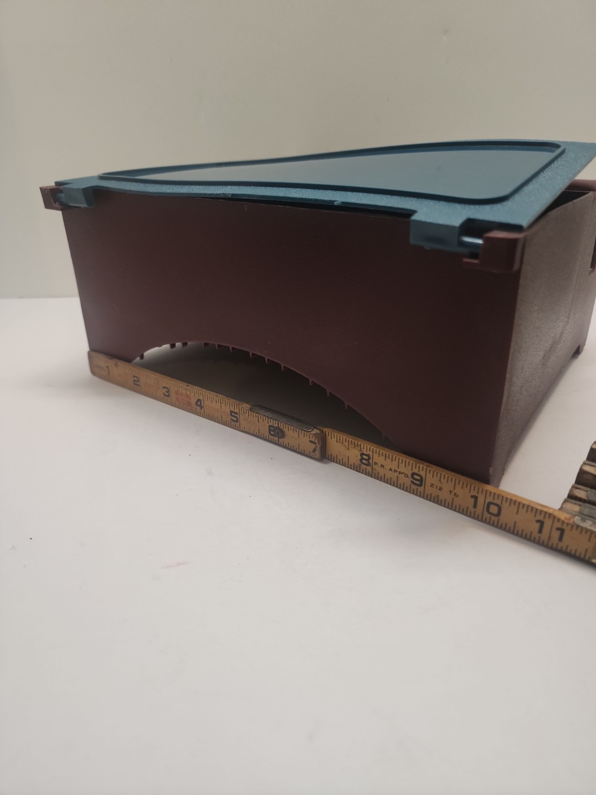VINTAGE Kleenex Promo Muscle Car Console Cup Holder Tray The Crest Co SC USA #D