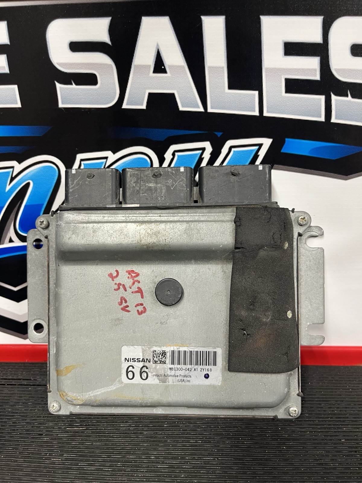 2013-2014 Nissan Altima Engine Control Module ECM MEC300-042