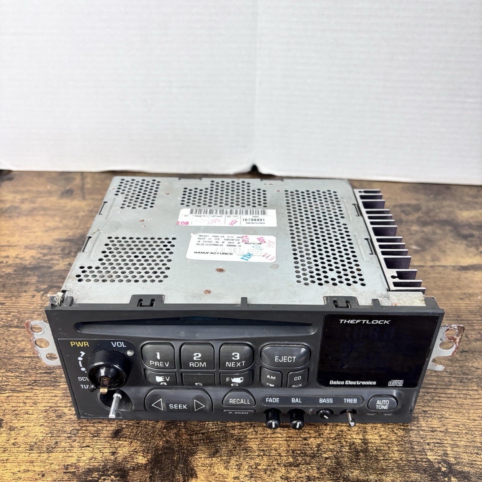 DELCO GM CHEVY AM/FM/CD RADIO “Model 16194491 98-01 Chevy S10, Camaro, Blazer