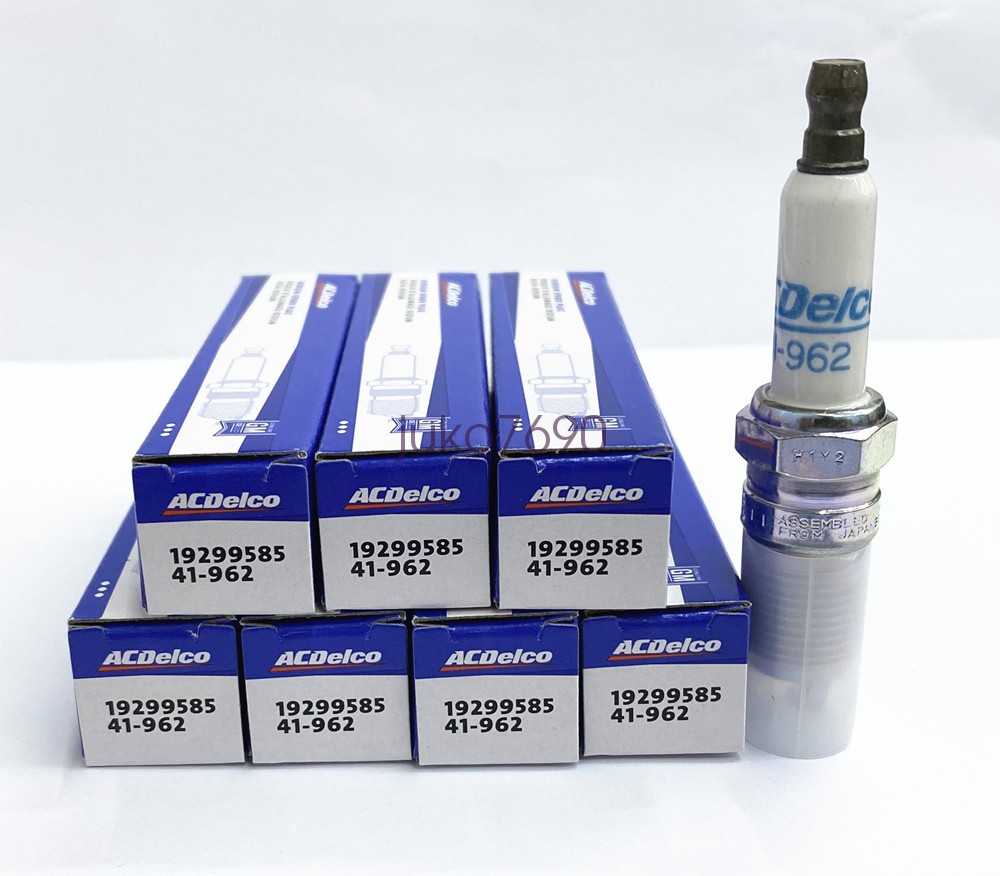 8pcs PLATINUM SPARK PLUGS 41-962 Fits For Chevrolet Buick GMC Sierra 19299585
