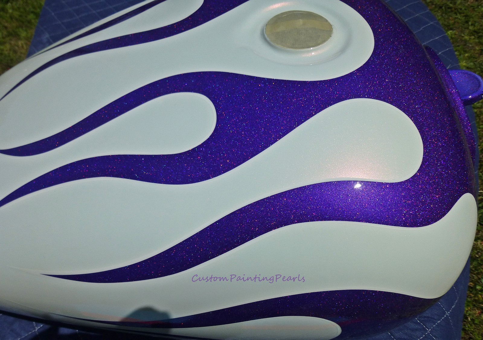 25g DEEP PURPLE metal flakes .004″ Kandies PPG Holographic paint HOK