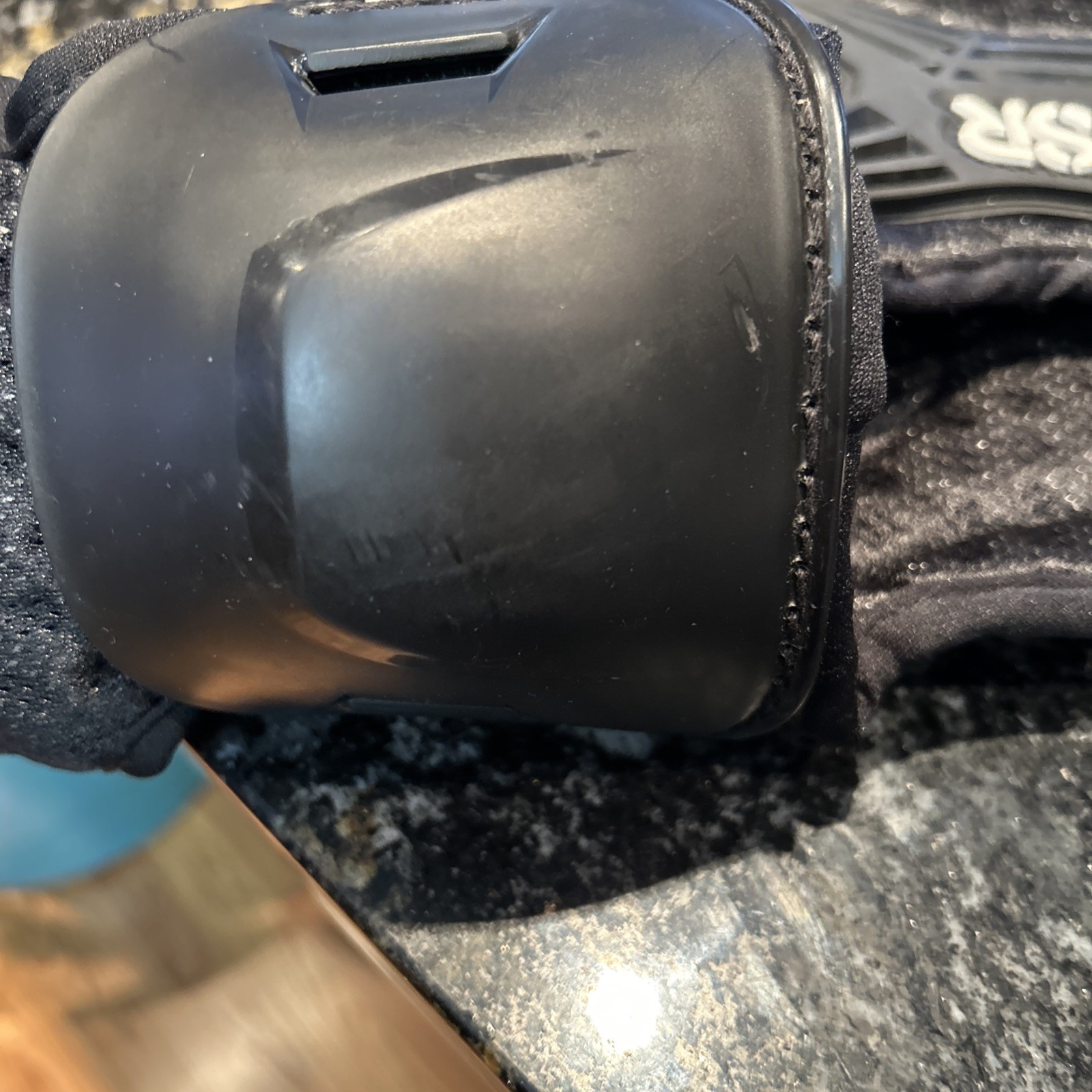 ANSR Pee Wee Roost Deflector sz S/M ages 3-4 year old Protection
