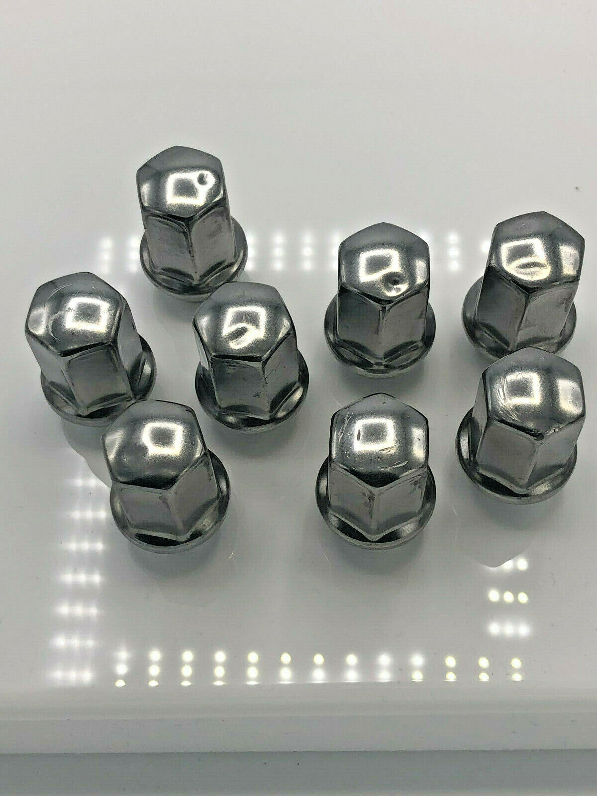 32 Chevy Silverado GMC Sierra 2500 3500 HD Factory Lug Nuts 14×1.5 22mm