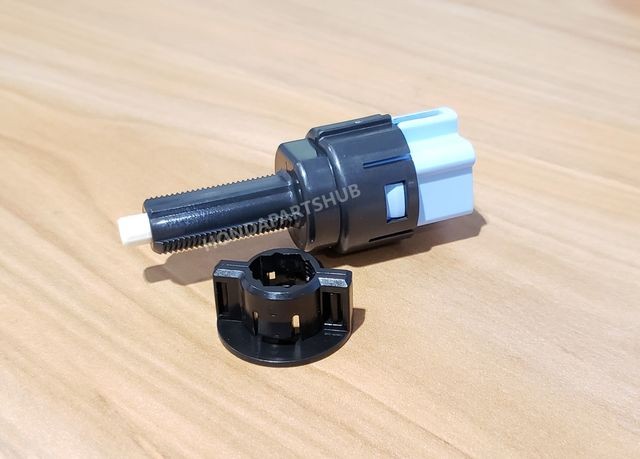 Genuine Brake & Cruise Switch Assembly (Panasonic) 36750-SMA-013