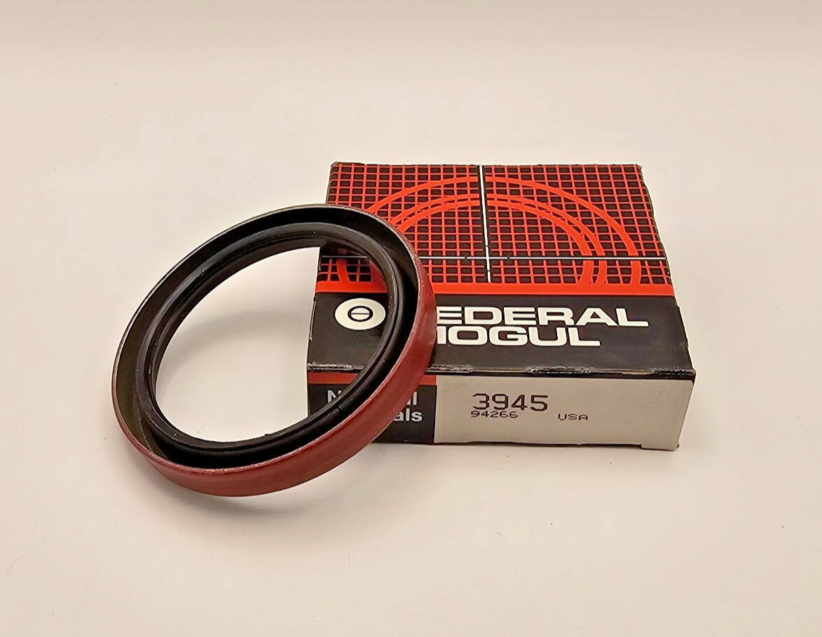 Federal Mogul National Oil Seals 3945 Made in USA
