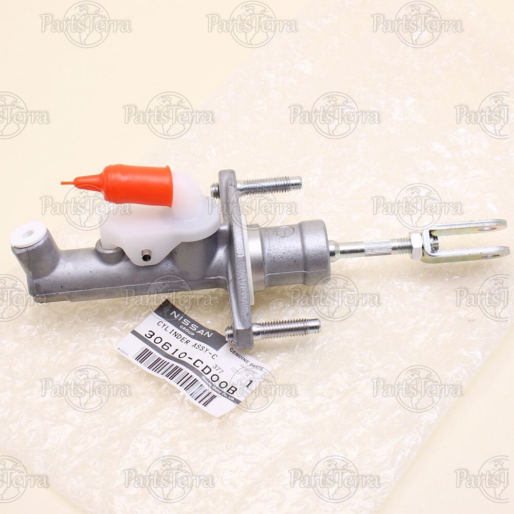 New Genuine OEM NISSAN INFINITI Clutch Master Cylinder Assy 350Z G35 30610-CD00B