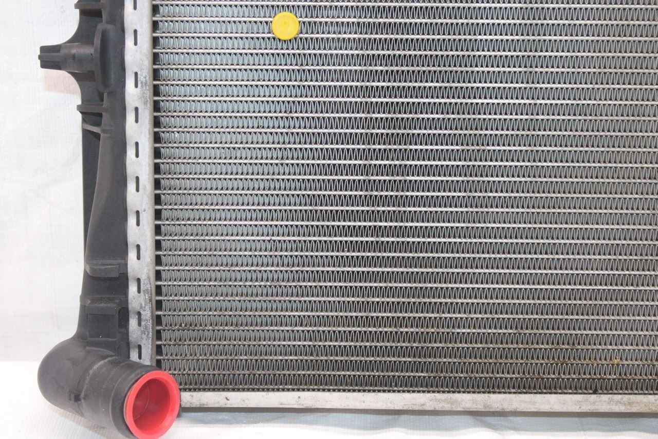 2000 PORSCHE BOXSTER 986 CONVERTIBLE #362 RIGHT COOLING RADIATOR