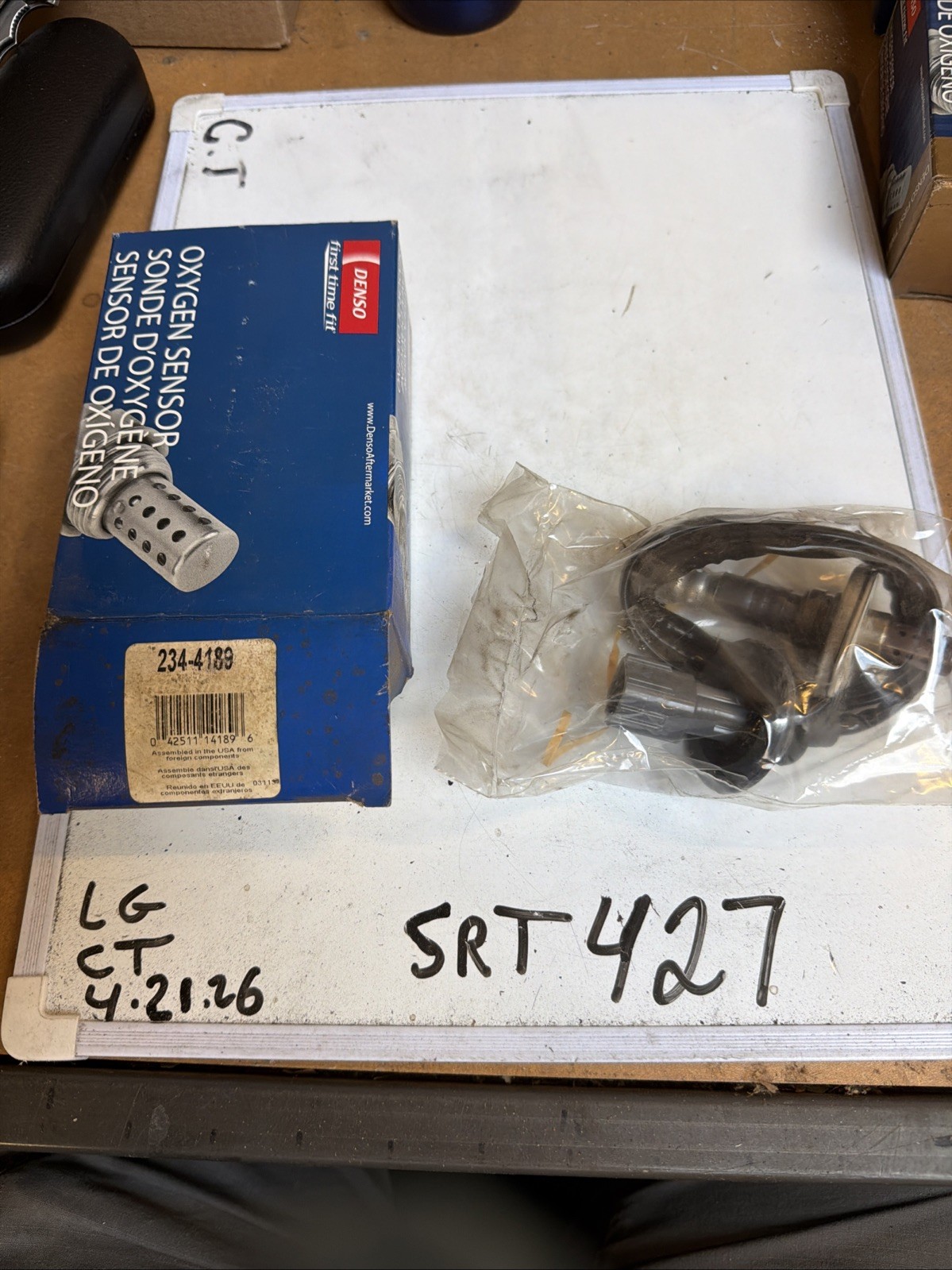 DENSO 234-4189 Oxygen Sensor 4 Wire, Direct Fit, Heated, Wire Length: 37.8