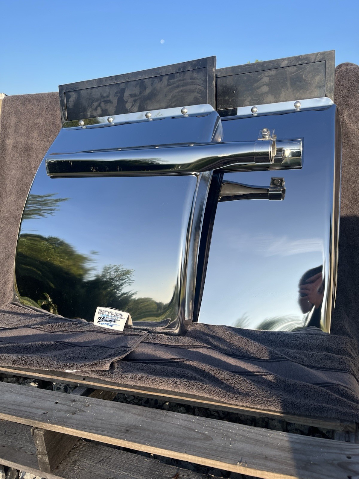 Pair 24″x 27” Quarter Fender Semi Truck Freightliner Volvo VNL Stainless Steel