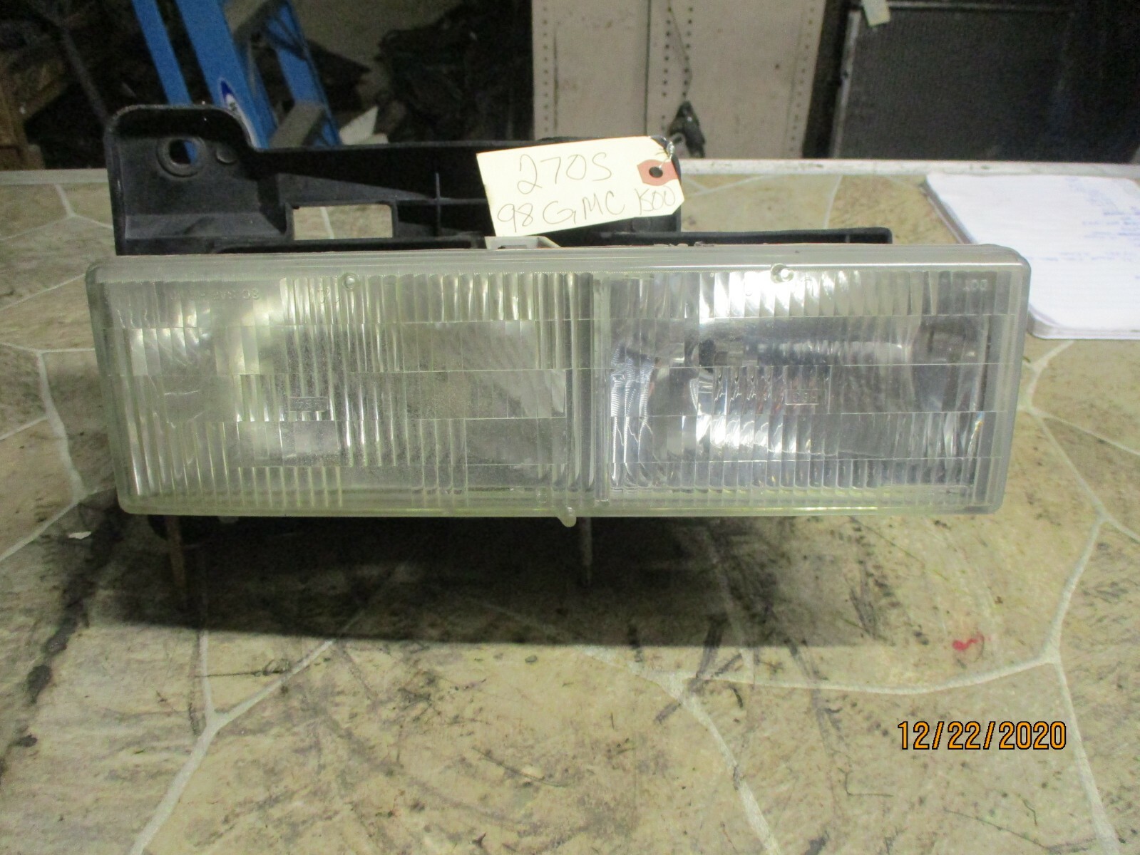 🥇 1990-1999 GMC PICKUP SUBURBAN LEFT FRONT DRIVER SIDE HEADLIGHT LAMP ASSEMBLY