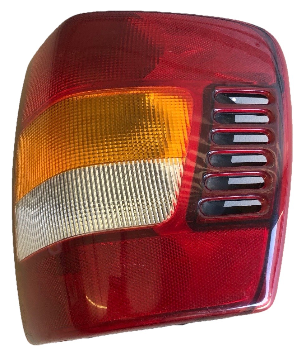 Fits 2002-2004 Jeep Grand Cherokee RH Right Passenger Side Taillight Lamp #S198